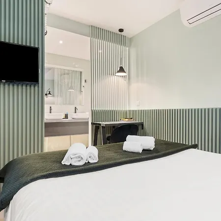 Eiffel Tower - 4 Bedrooms Like A Paris