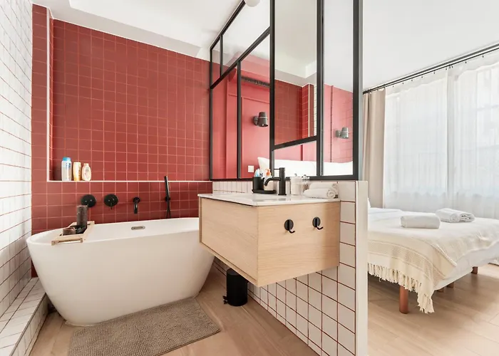Eiffel Tower - 4 Bedrooms Like A Paris